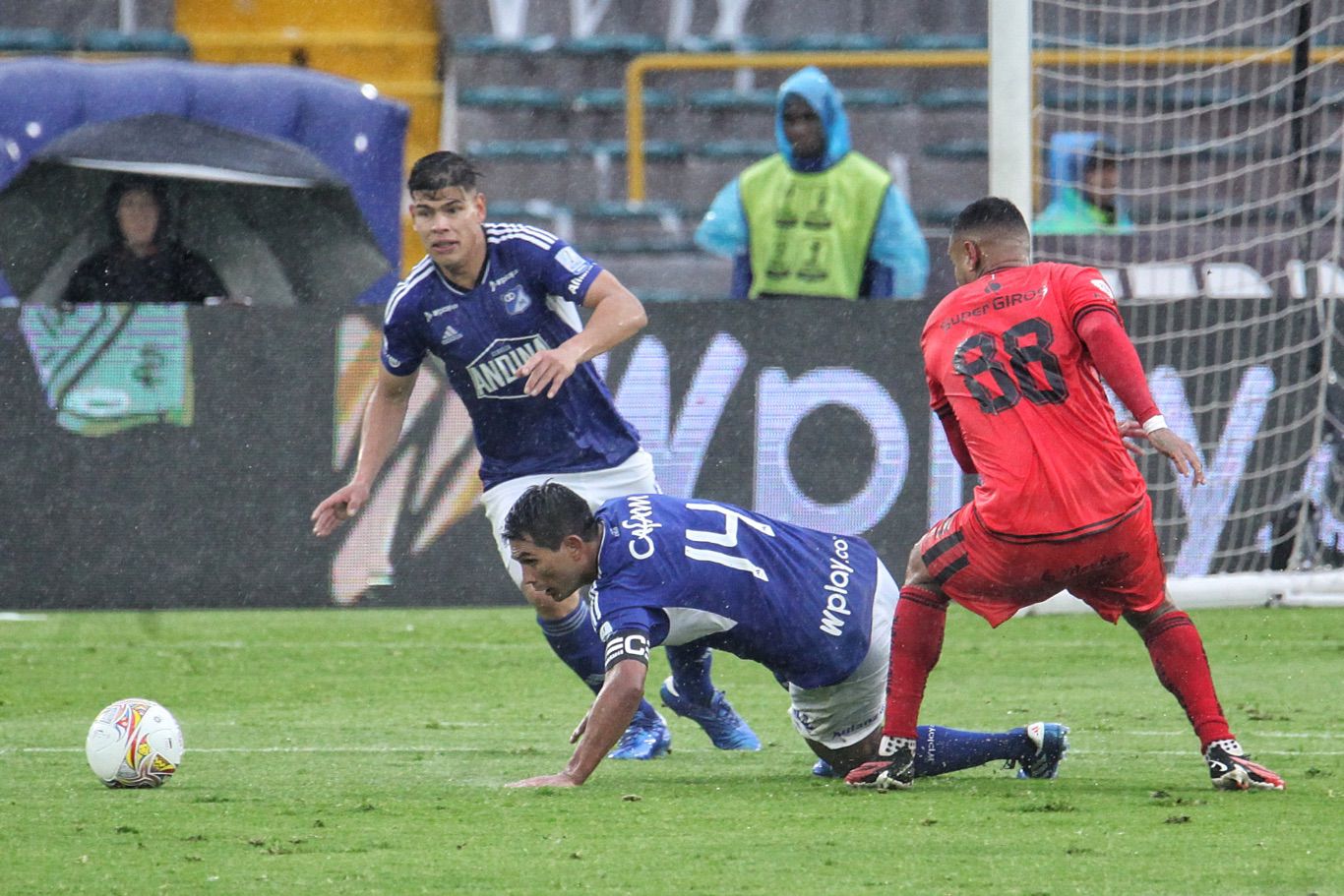 Millonarios vs América