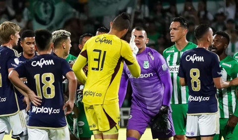 Montero reveló detalle que inició la pelea con arquero de Nacional