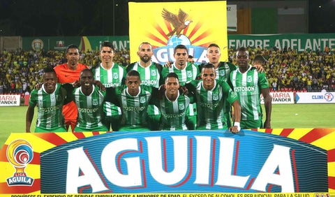 Atlético Nacional - jugadores celebrando un gol