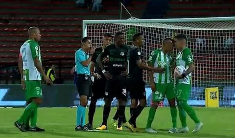 Pelea Dayro y Lucumí en Nacional