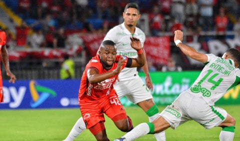 Nacional saca ventaja ante América en la lucha por clasificar