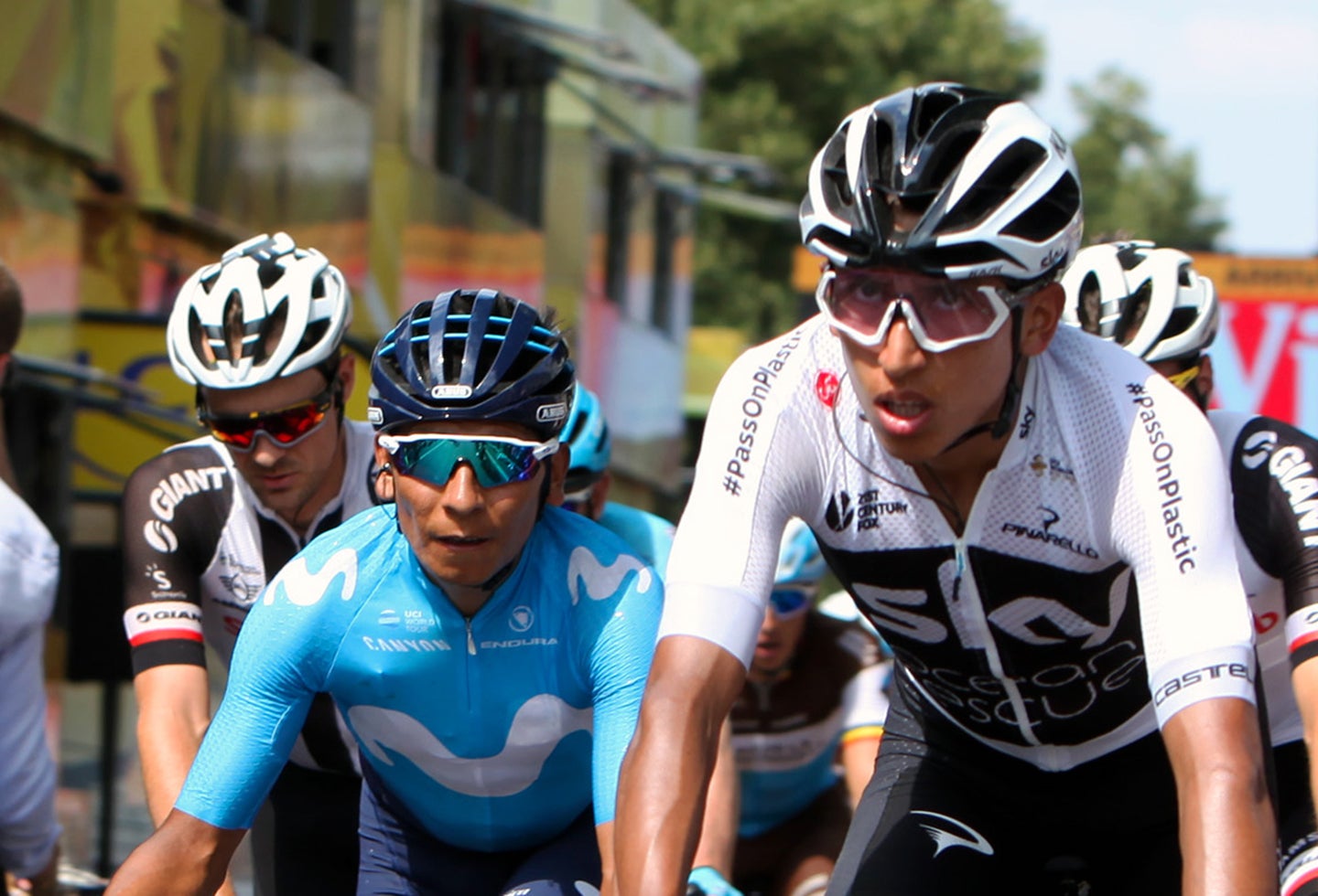 Nairo Quintana y Egan Bernal el 14 de julio de 2018 en Francia