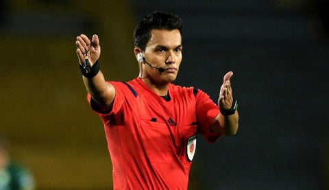 Nicolás Gallo, árbitro criticado en la Liga Betplay