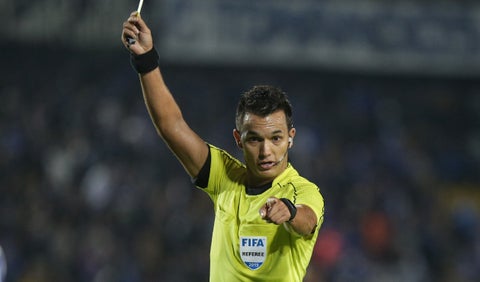 Nicolás Gallo, árbitro