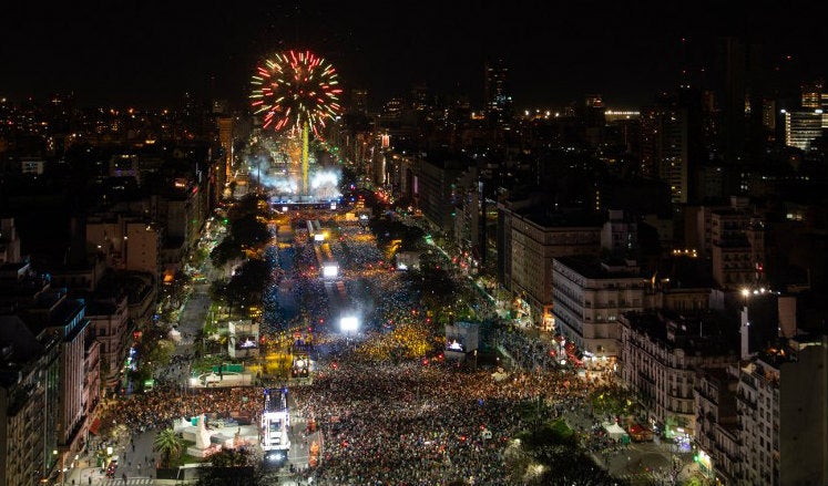 Las calles de la avenida 9 de julio se iluminaron en la ceremonia inaugural de los Juegos Olímpicos de la Juventud 2018
