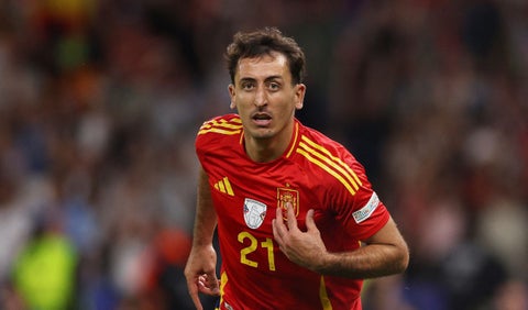 Mikel Oyarzabal hace gol en la final de la Eurocopa 2024