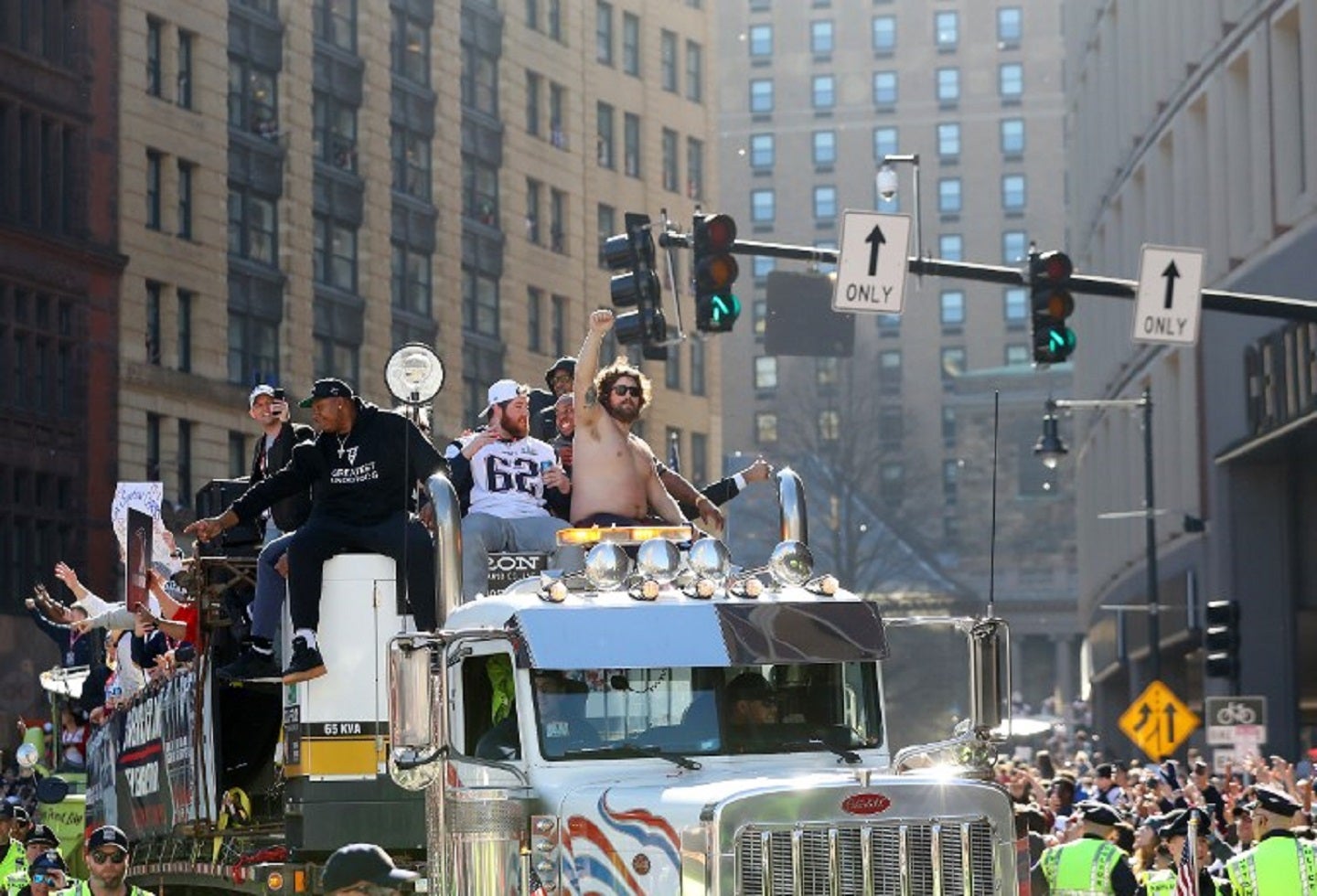 El alcalde de la ciudad, Marty Walsh, dio inicio al desfile que comenzó en el Hynes Convention Center y siguió por Boylston Street, Tremont Street y finalmente a Cambridge Street.