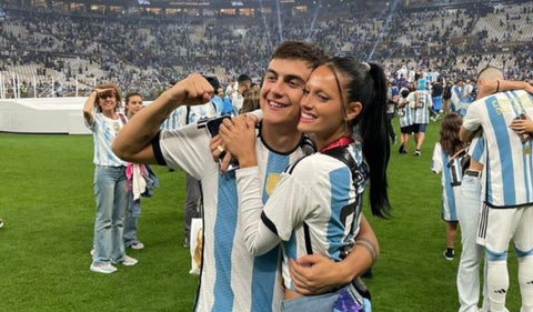Paulo Dybala y Oriana Sabatini