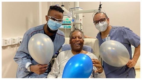 Pelé en el hospital
