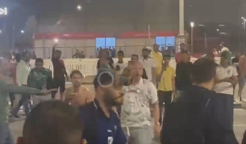 Pelea entre hinchas mexicanos y argentinos