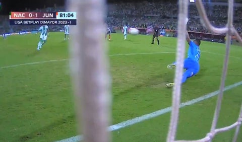 Penal en Nacional vs Junior