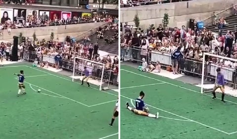 Penalti con ademanes y bailando