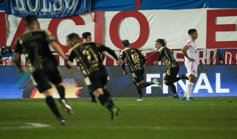 Peñarol ganó en la Copa Sudamericana