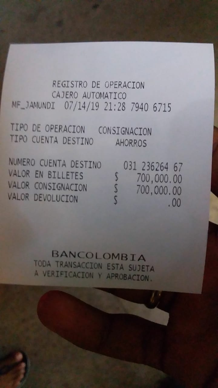 Recibo de consignación jovén