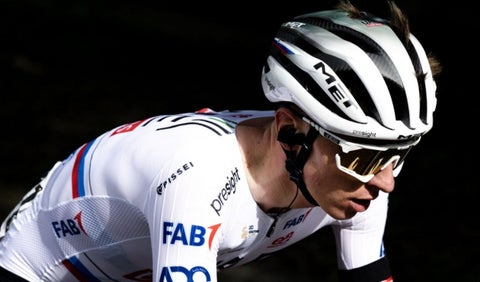 Giro de Italia 2024: Pogacar ganó la etapa 2 y sacudió la general