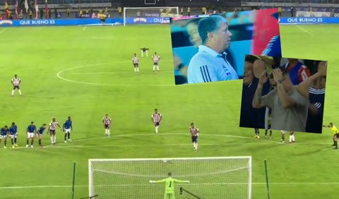 Reacciones de Bolillo y Juanfer tras penal de Junior