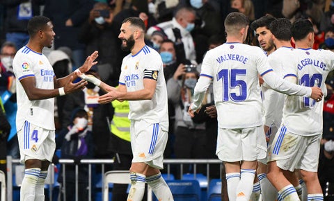 Real Madrid derrota al Valencia en la Liga de España