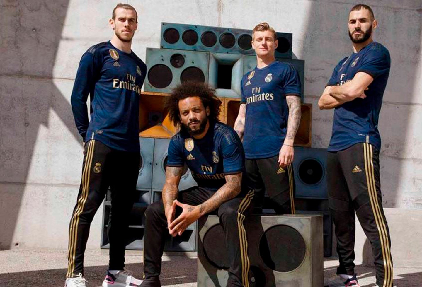 Los jugadores de Real Madrid portando la segunda camiseta de la temporada 2019/20