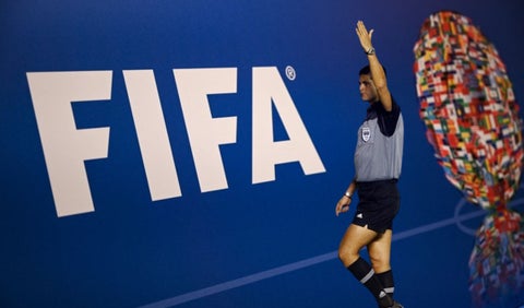 El fútbol cambiaría para siempre: FIFA prepara nueva y polémica regla