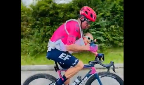 Rigoberto Urán junto a su hija