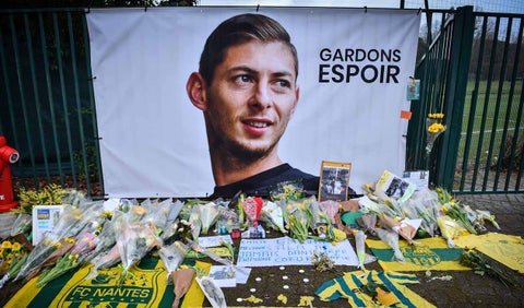Nantes ora por Emiliano Sala