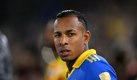 Sebastián Villa presentado como nuevo jugador del Beroe