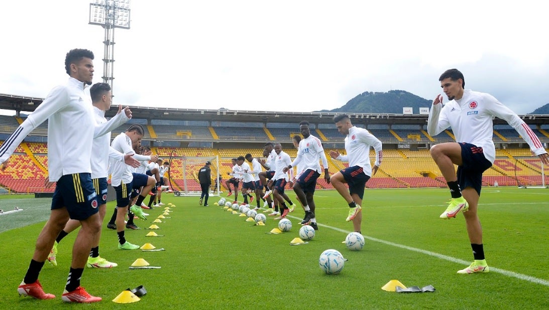 Selección Colombia entrenando en El Campín