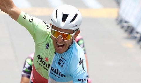 Sevilla entró en pelea por fichar delantero de la Selección Colombia