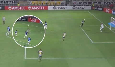 Gol de Paulinho ante Millonarios en la Copa Libertadores