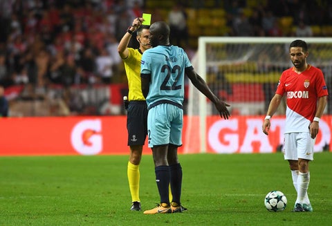 El árbitro internacional esloveno Slavko Vincic