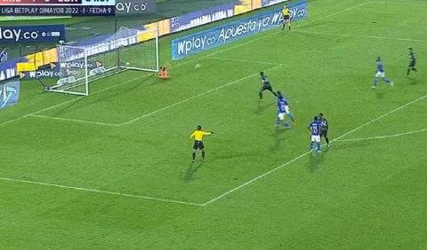 Álvaro Montero tapó penal