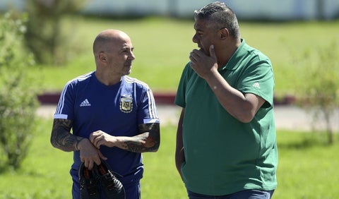 Jorge Sampaoli, DT de Argentina y Claudio Tapia, presidente de AFA