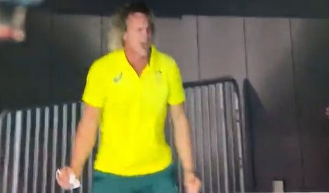 Celebración del entrenador de Australia en los Juegos Olímpicos