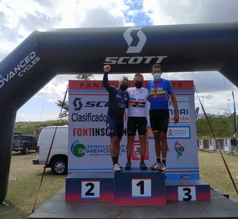 Ciclistas colombianos