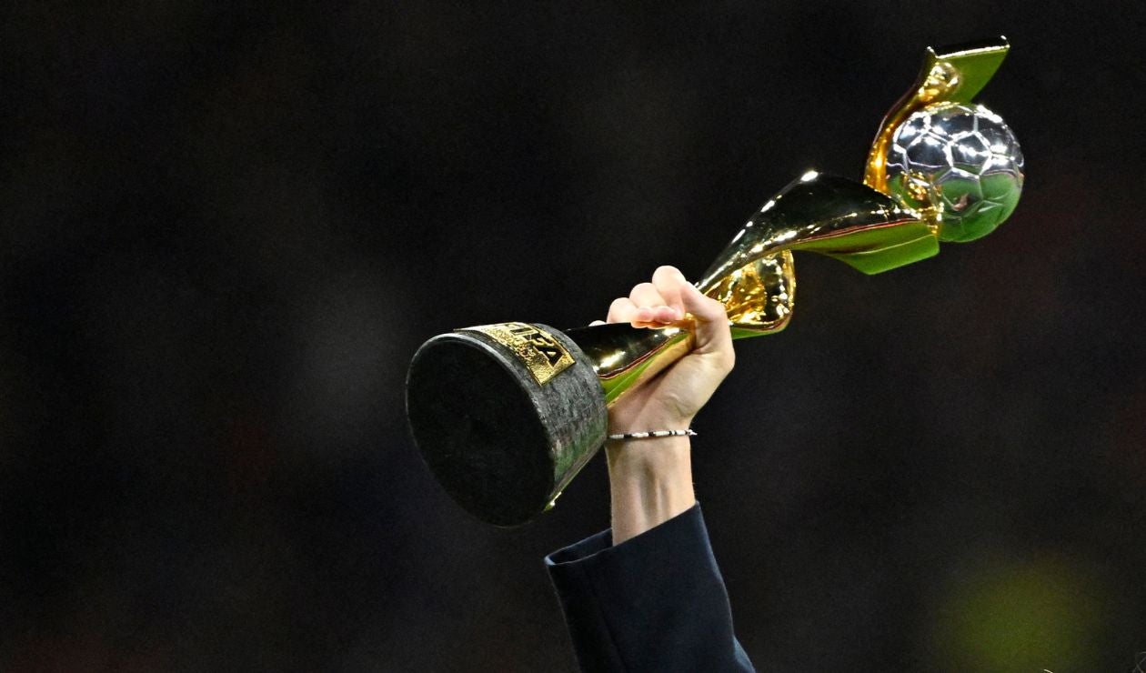 Trofeo del Mundial Femenino de fútbol