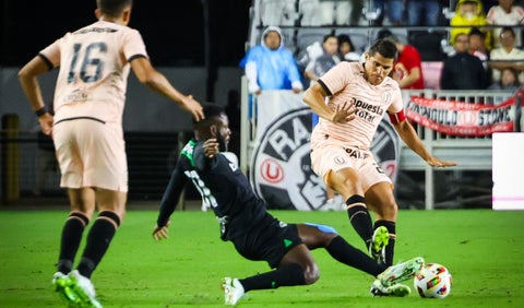 Universitario vs Nacional - pretemporada