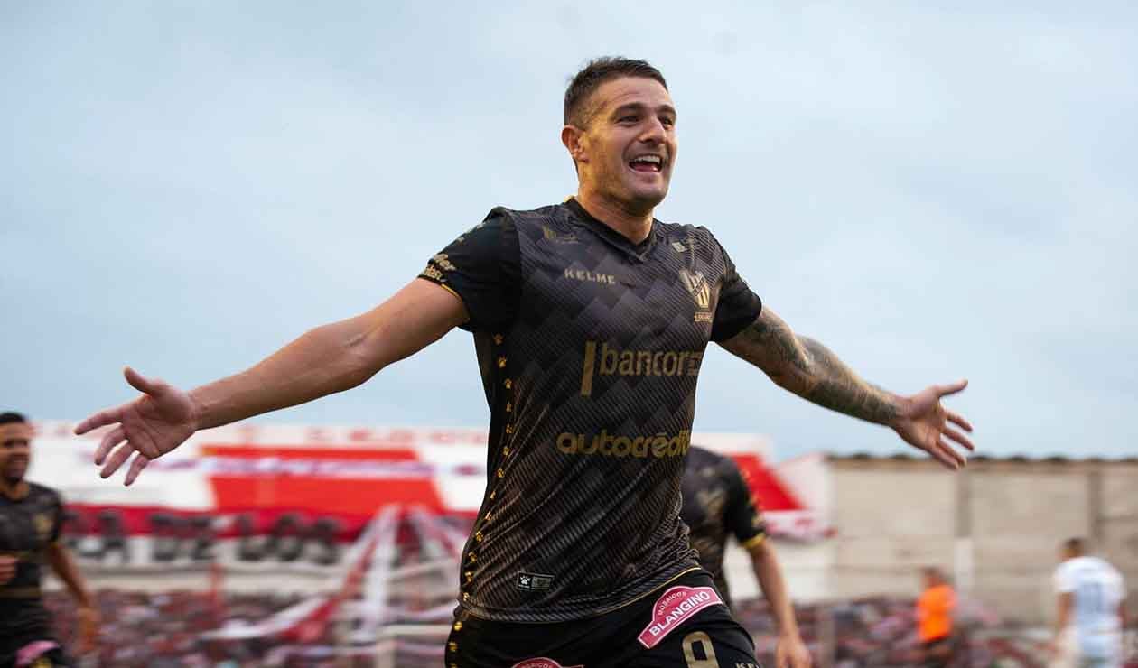 Pablo Ezequiel Vegetti - Instituto de Córdoba