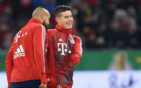 Arturo Vidal y James Rodríguez