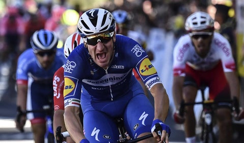 Elia Viviani ganó la cuarta etapa del Tour de Francia