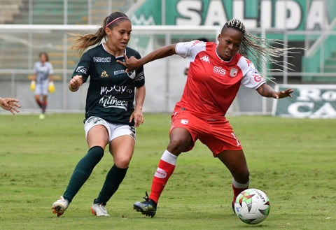 Leve ventaja de Santa Fe ante Cali en semifinales de la liga femenina