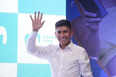 Nairo Quintana en rueda de prensa de presentación con el Movistar