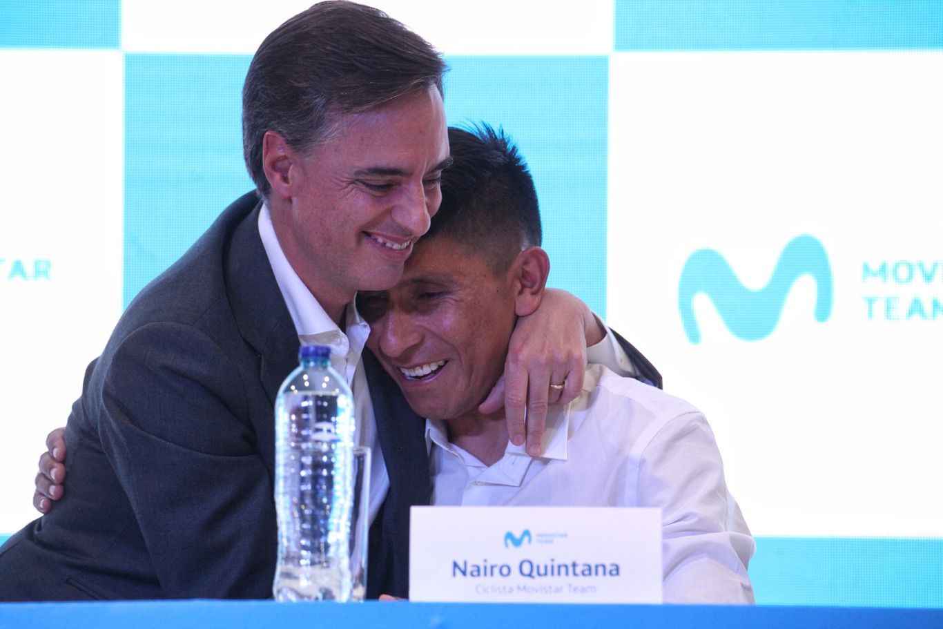 Nairo Quintana en rueda de prensa de presentación con el Movistar