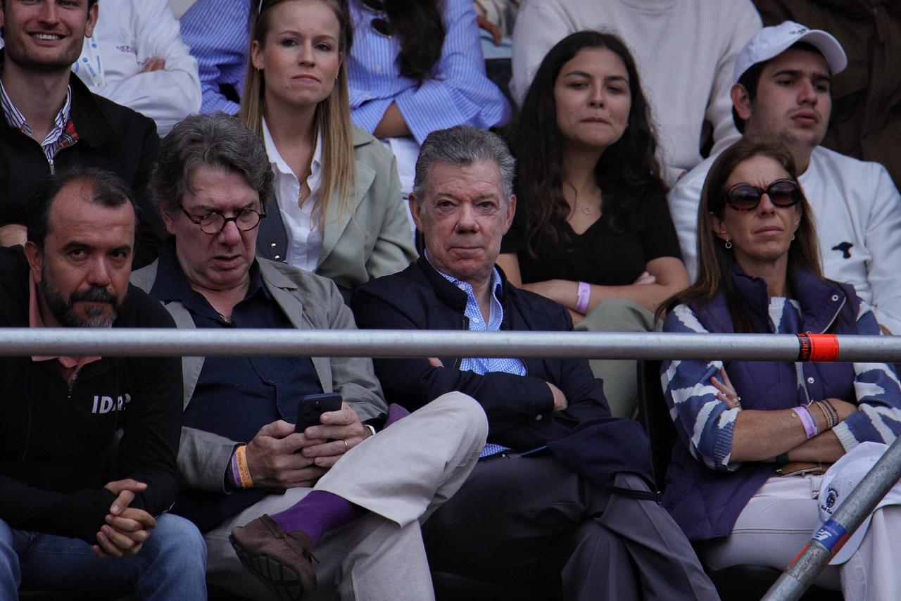 Camila Osorio vs Marie Bouzkova - WTA 250 de Bogotá 2024