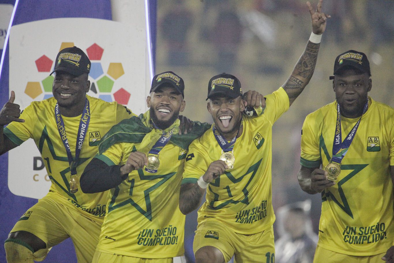 Independiente Santa Fe vs Atlético Bucaramanga - Final Liga Betplay 2024-1