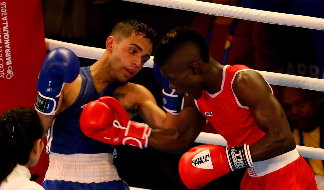 Yuberjen Martínez (Colombia) vs Óscar Collazo (Puerto Rico)