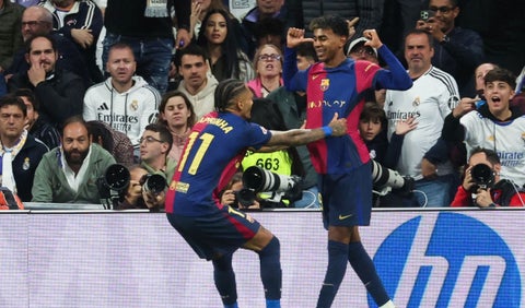 Hinchas del Madrid detenidos por insultos racistas contra Barcelona