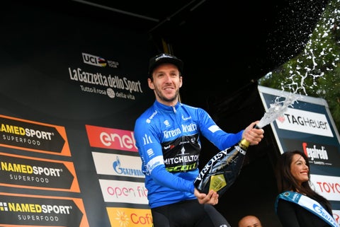 Adam Yates, ciclista británico