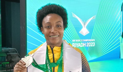 Yeinny Geles - Mundial de Levantamiento de Pesas 2023