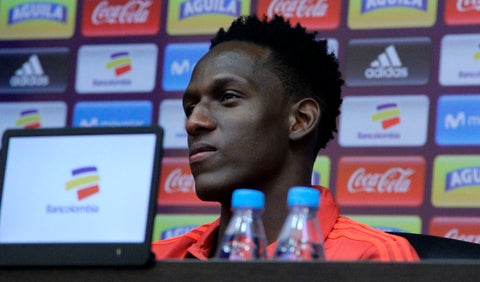 Yerry Mina, jugador colombiano en rueda de prensa