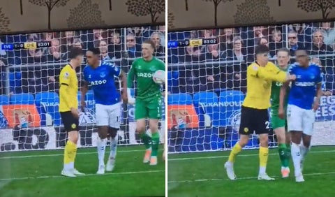 Yerry Mina contra Chelsea